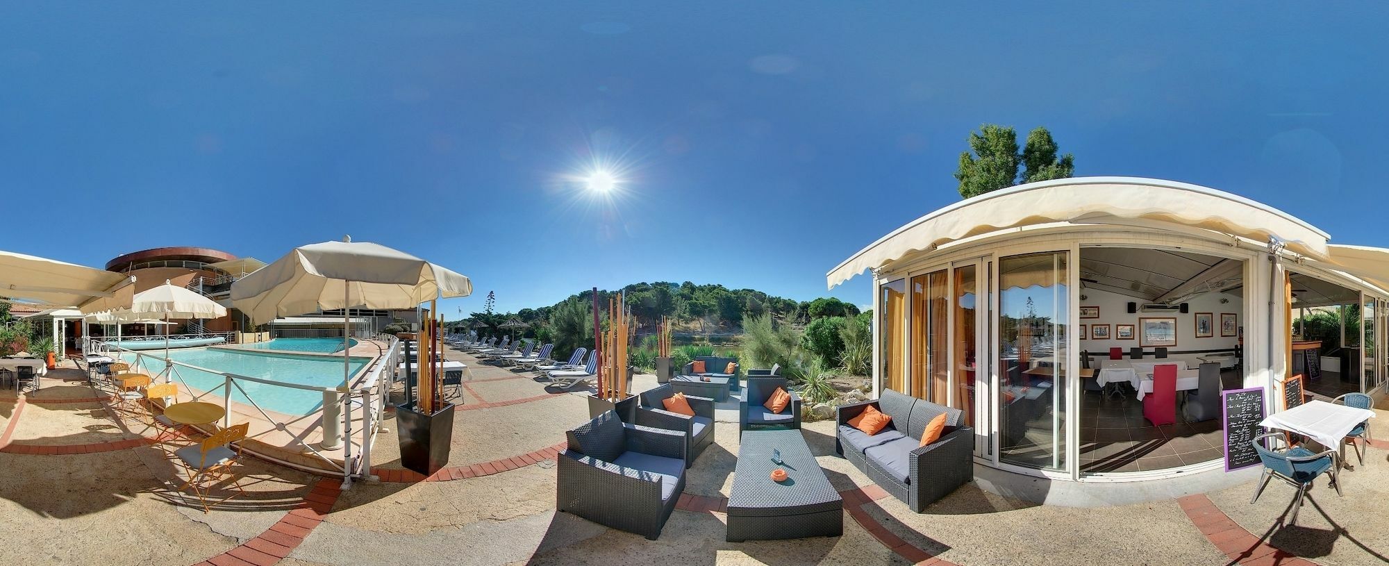 Hotel Le Phoebus Garden&Spa Gruissan Buitenkant foto